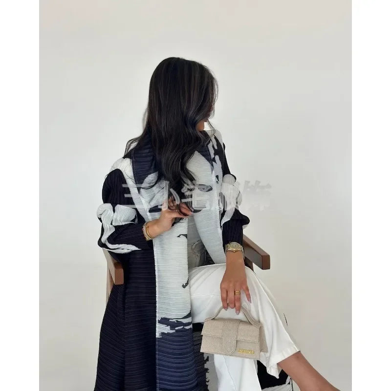 Retro Printed Pleated Windbreaker Women's Patchwork Collar Belt Long Windbreaker Jacket Saudi Arabia New Muslim Abaya