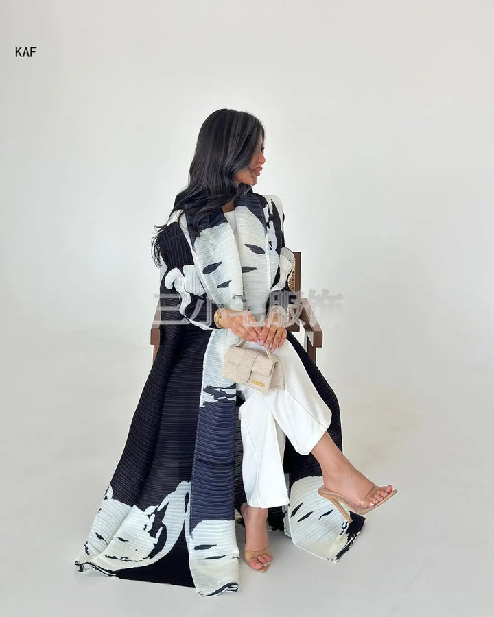Retro Printed Pleated Windbreaker Women's Patchwork Collar Belt Long Windbreaker Jacket Saudi Arabia New Muslim Abaya