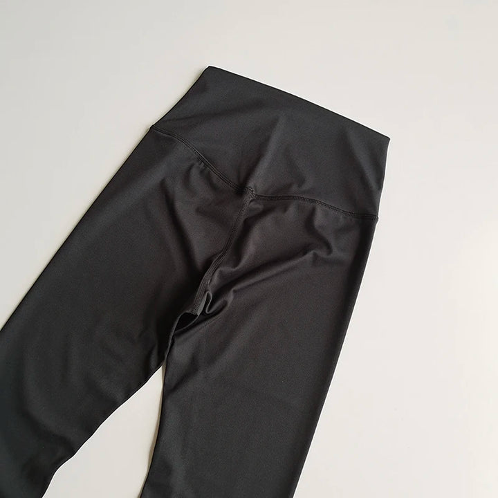 Fitness Pants Elastic Tight Fitting Seamless Naked Yoga High Waist Hip Lifting Quick Dry Running Sports Leggings Outdoor Wear