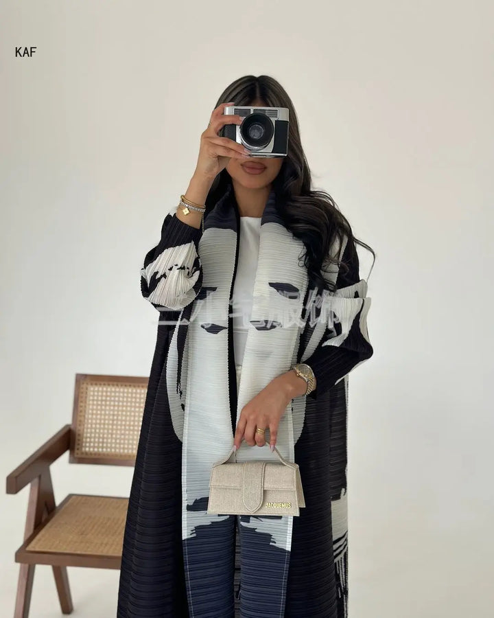 Retro Printed Pleated Windbreaker Women's Patchwork Collar Belt Long Windbreaker Jacket Saudi Arabia New Muslim Abaya