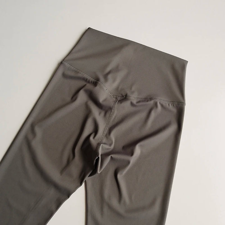 Fitness Pants Elastic Tight Fitting Seamless Naked Yoga High Waist Hip Lifting Quick Dry Running Sports Leggings Outdoor Wear
