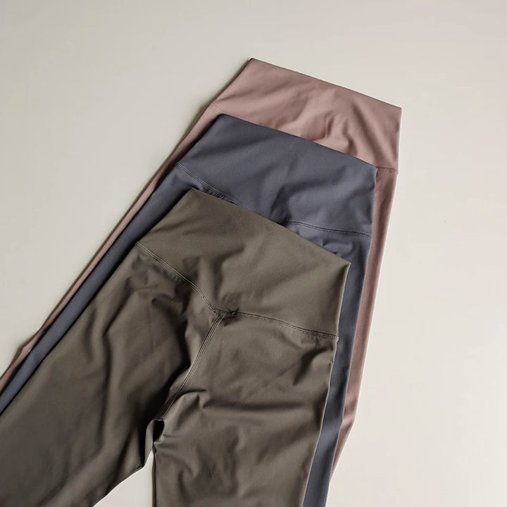 Fitness Pants Elastic Tight Fitting Seamless Naked Yoga High Waist Hip Lifting Quick Dry Running Sports Leggings Outdoor Wear